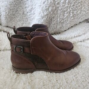 UGG Demi Chestnut Brown Leather Ankle Boots sz 7
